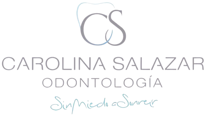 Logo Odontología Carolina Salazar